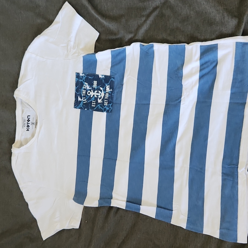Blue and white anchor t shirt